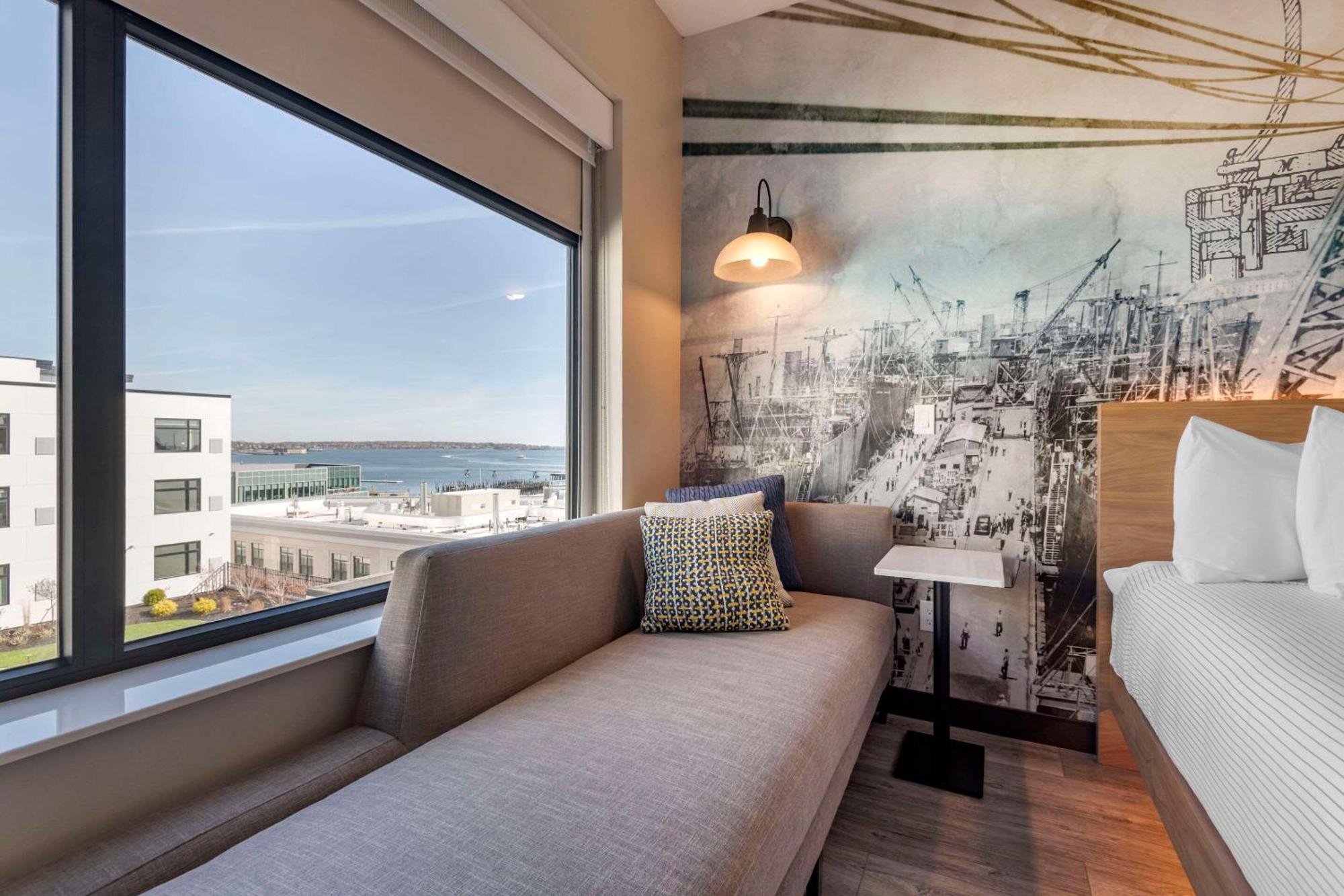 Cambria Hotel Portland Downtown Old Port ภายนอก รูปภาพ