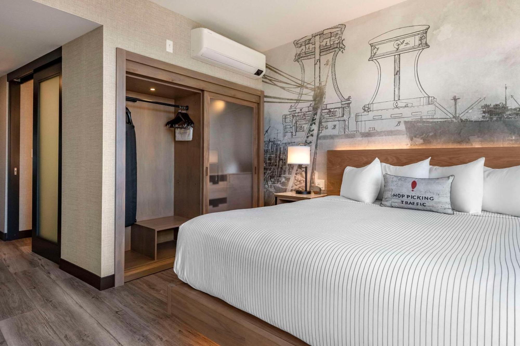 Cambria Hotel Portland Downtown Old Port ภายนอก รูปภาพ
