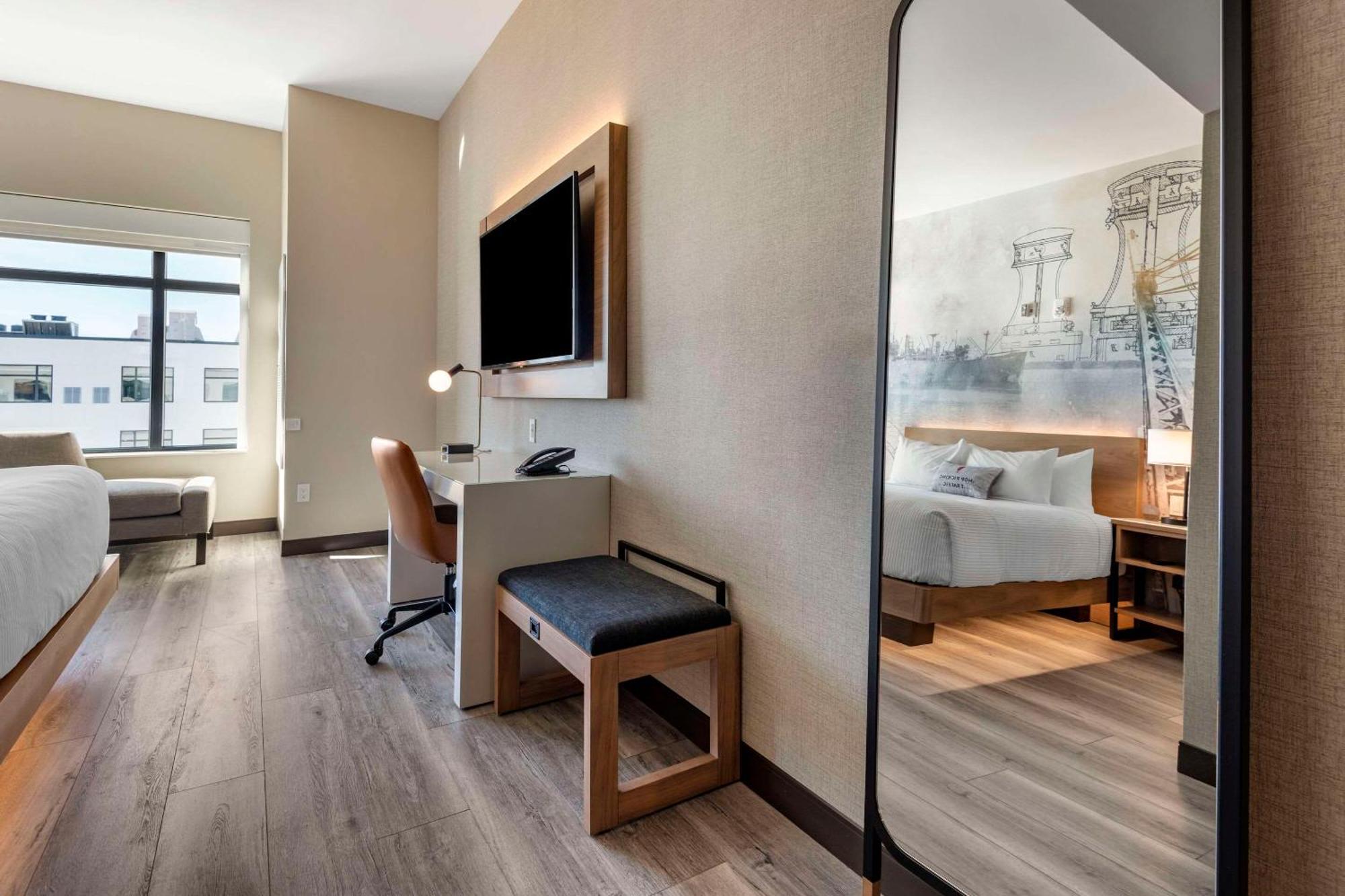 Cambria Hotel Portland Downtown Old Port ภายนอก รูปภาพ